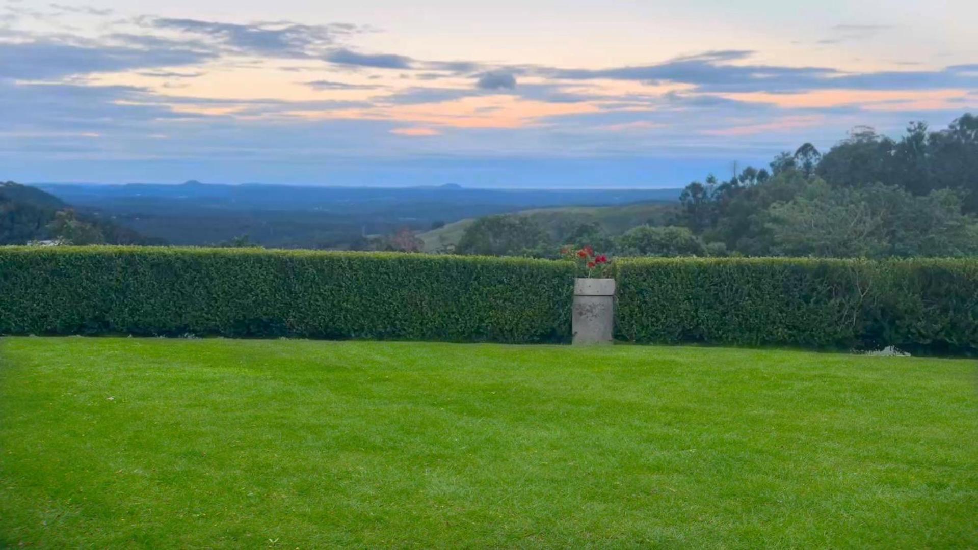 Maleny Views Motel 외부 사진